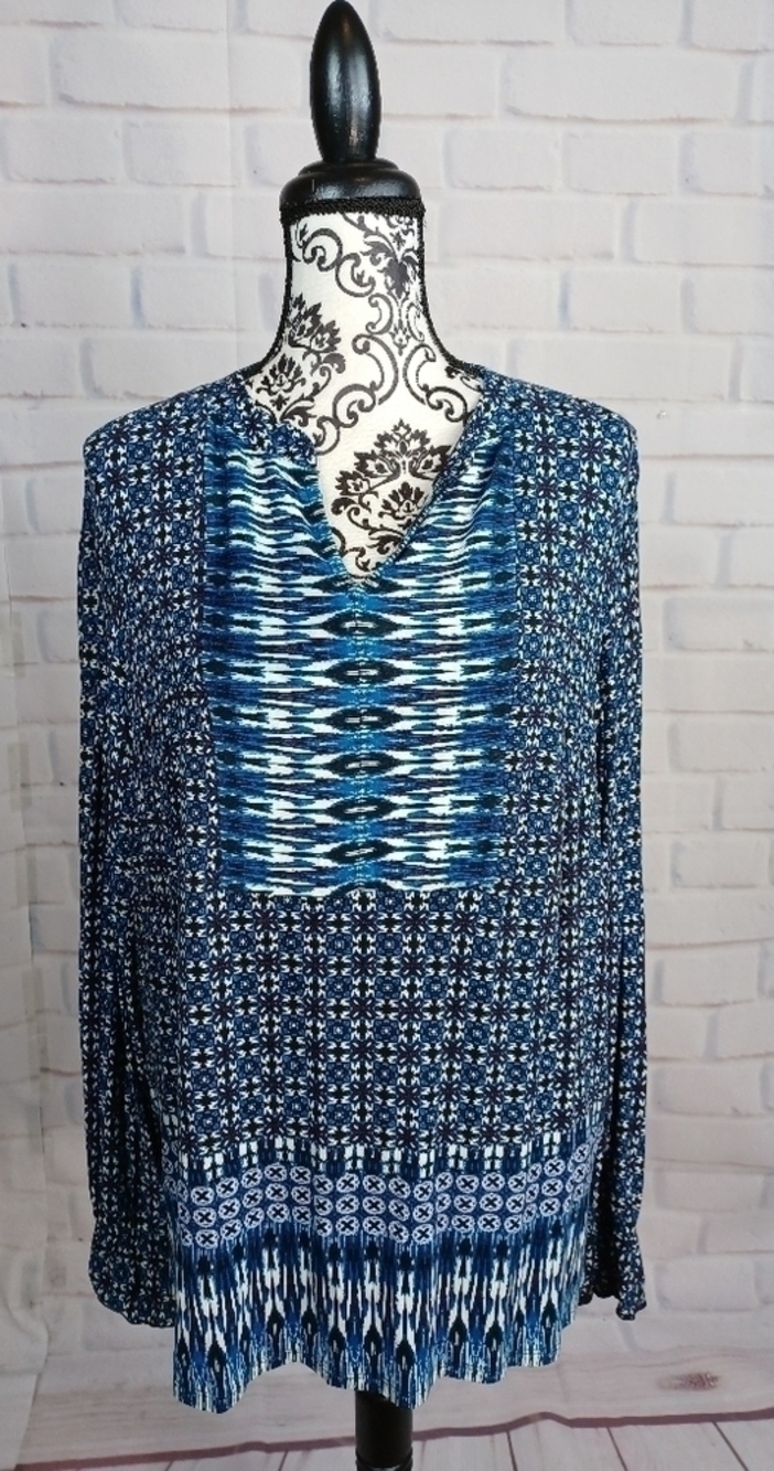 Established 1962 women's long sleeve stretch knit sz 1x geometric print top b17